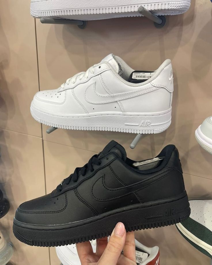 حذاء نايكي إير فورس 1 '07