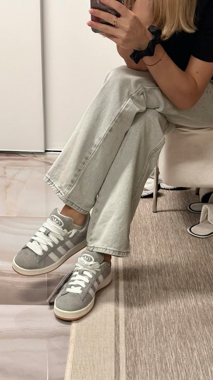 أديداس كامبوس 00s